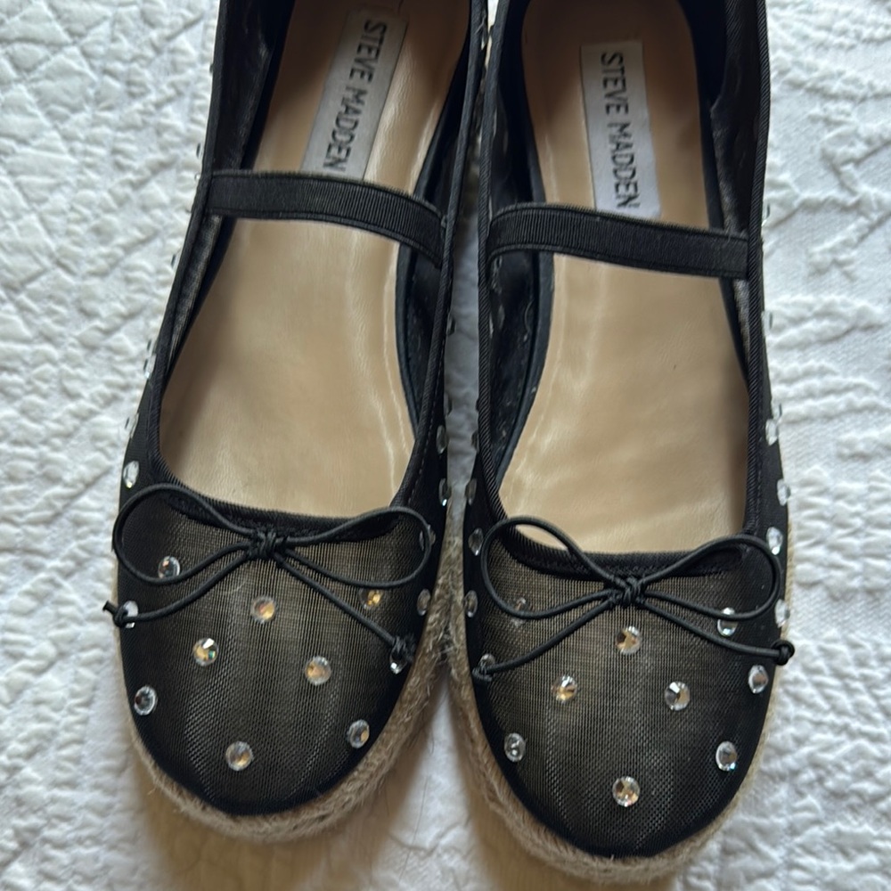 Steve Madden Black Studded Flats